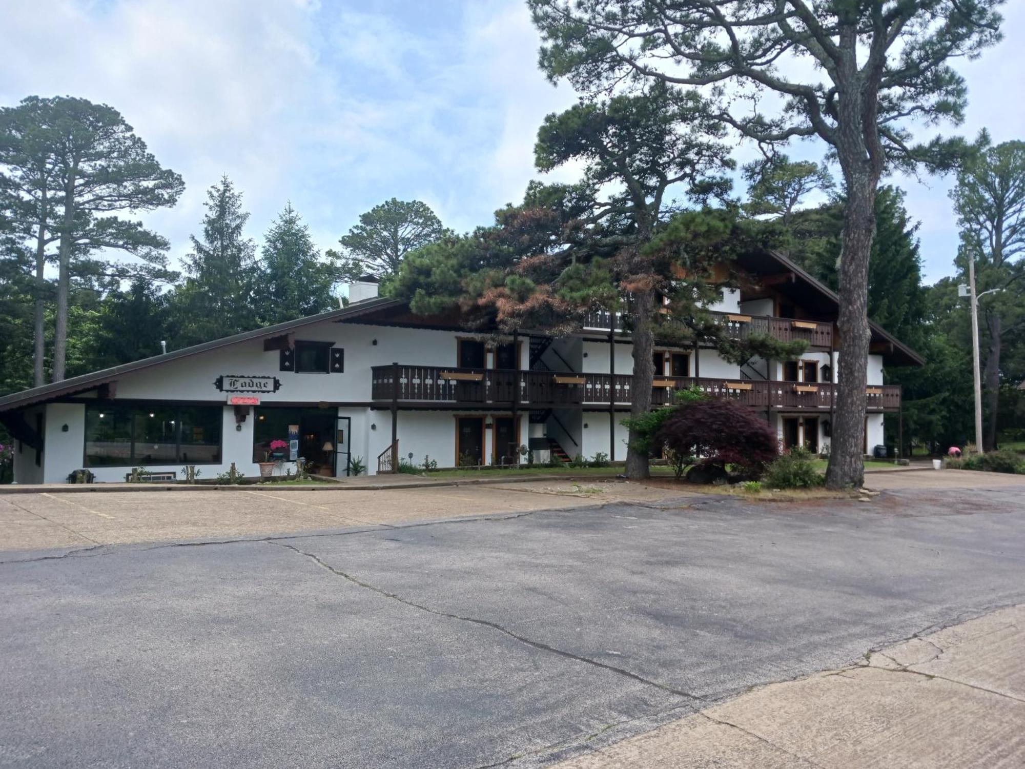 יוריקה ספרינגס Bavarian Inn Motel & Restaurant מראה חיצוני תמונה
